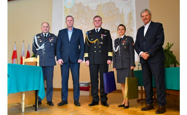 Zdjęcie artykułu pod tytułem Przekazanie...